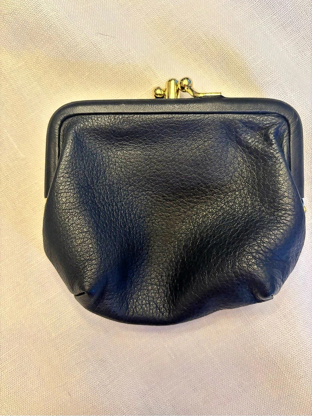 Charter club Navy Kiss-Lock change purse